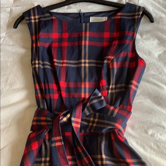 Tartan Dress - Picture 2 of 7